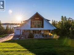 165 WILSON Drive Georgian Bluffs Ontario, N0H 2T0