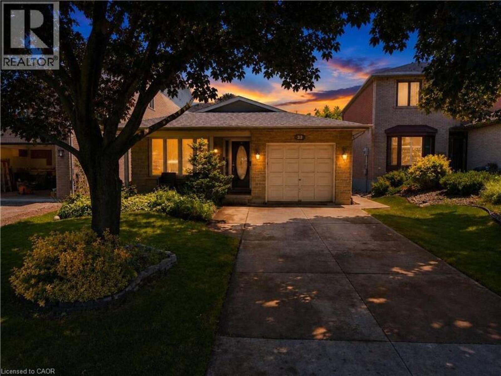 23 MILLPOND Place, Hamilton, Ontario L8W 2W7