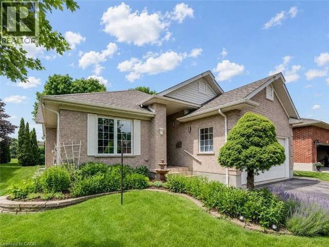 11 SUN VALLEY Drive Wilmot Ontario, N3A 3P8 - 2 Bedrooms Condo For Sale