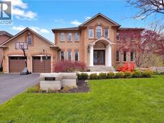 1398 WINTERBERRY Drive Burlington Ontario, L7P 4T4
