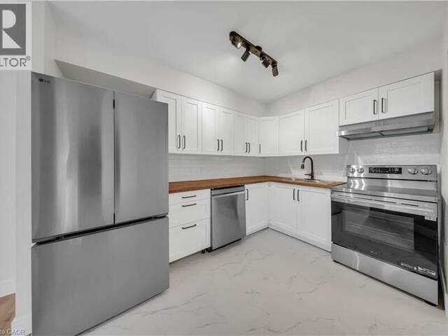 3085 KINGSWAY Drive Unit# 21 Kitchener Ontario, N2C 2P1 - 3 Bedrooms Condo For Sale