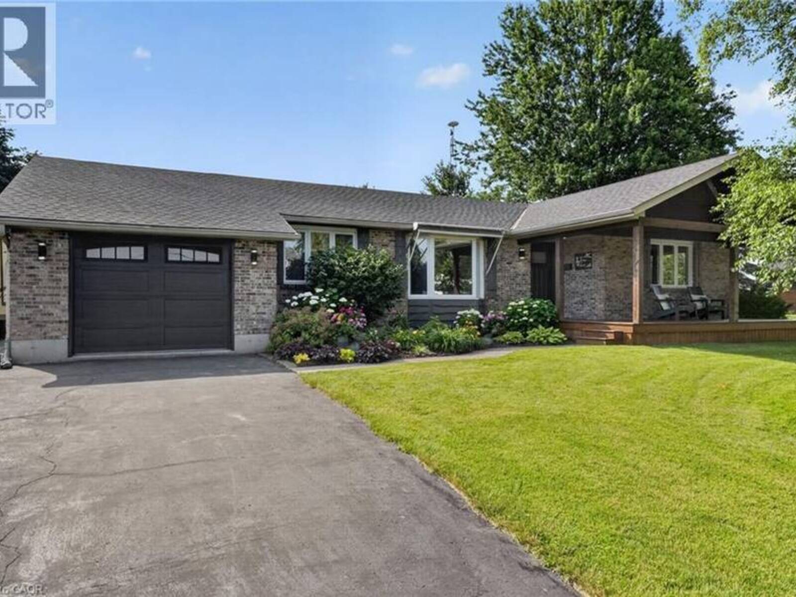 952 ROBINSON Road, Dunnville, Ontario N1A 2W1