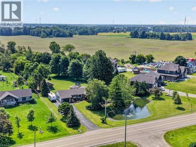 952 ROBINSON Road Dunnville Ontario, N1A 2W1 - 4 Bedrooms Home For Sale