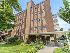 38 CHARLTON Avenue W Unit# 302 Hamilton Ontario, L8P 2C1