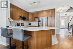 2092 ENGLISH Crescent | Burlington Ontario | Slide Image Six