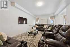 308 FREURE Drive | Cambridge Ontario | Slide Image Eight