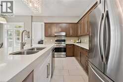 196 MAPLE BUSH Drive | Cambridge Ontario | Slide Image Six
