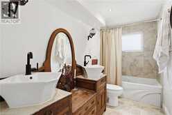 3411 LANSDOWN Drive | Burlington Ontario | Slide Image Nineteen