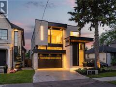 65 EDGECROFT Road Toronto Ontario, M8Z 2C1