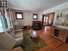 20 FAIRVIEW Avenue | Kitchener Ontario | Slide Image Five