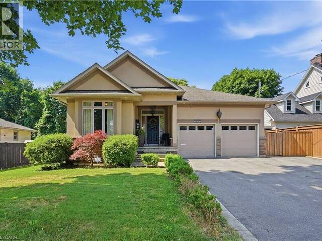 586 MAPLE Avenue Burlington Ontario, L7S 1M6 - 3 Bedrooms Home For Sale