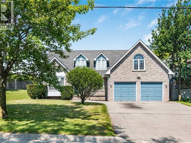 381 KERMAN Avenue Grimsby Ontario, L3M 5C4 - 3 Bedrooms Home For Sale
