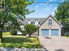 381 KERMAN Avenue Grimsby Ontario, L3M 5C4