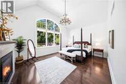 1098 LAKESHORE Road W | Oakville Ontario | Slide Image Seventeen