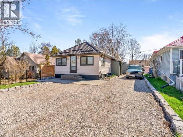 7 PARK Street Nanticoke Ontario, N0A 1L0 - 2 Bedrooms Waterfront Home For sale