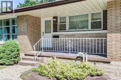 139 ELGIN Crescent | Waterloo Ontario | Slide Image Five