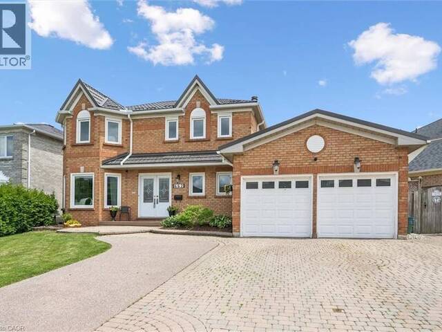 662 BURNETT Avenue Cambridge Ontario, N1T 1P1 - 6 Bedrooms Home For Sale