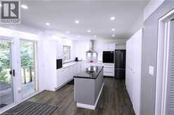 560 CRANE Court | Burlington Ontario | Slide Image Thirteen