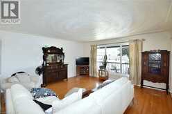682 MOHAWK Road W | Hamilton Ontario | Slide Image Seventeen