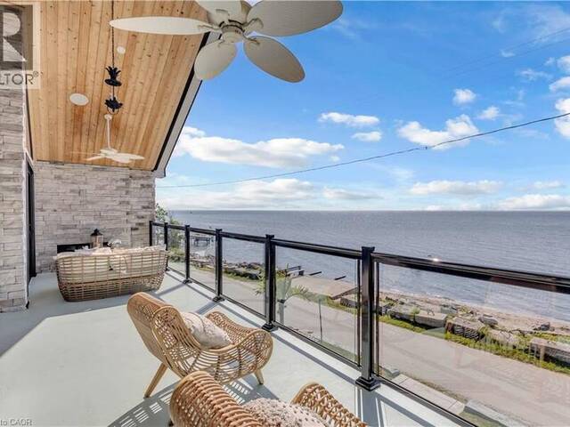 33 CEDAR Drive Turkey Point Ontario, N0E 1T0 - 5 Bedrooms Waterfront Home For sale