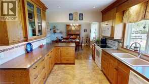 16 DALEVIEW Crescent | Fonthill Ontario | Slide Image Five