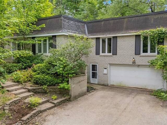 35 MAPLE HILL Drive Kitchener Ontario, N2M 2R7 - 3 Bedrooms Home For Sale