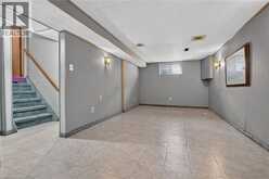 5 HUGO Court | Hamilton Ontario | Slide Image Twelve