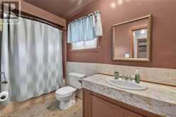 5 HUGO Court | Hamilton Ontario | Slide Image Nine