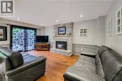 29 WOODSIDE Square | Fonthill Ontario | Slide Image Thirteen