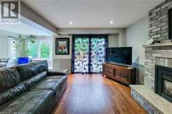 29 WOODSIDE Square | Fonthill Ontario | Slide Image Seventeen