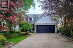 29 WOODSIDE Square | Fonthill Ontario | Slide Image One