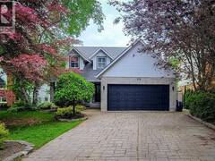 29 WOODSIDE Square Fonthill Ontario, L3E 0M7