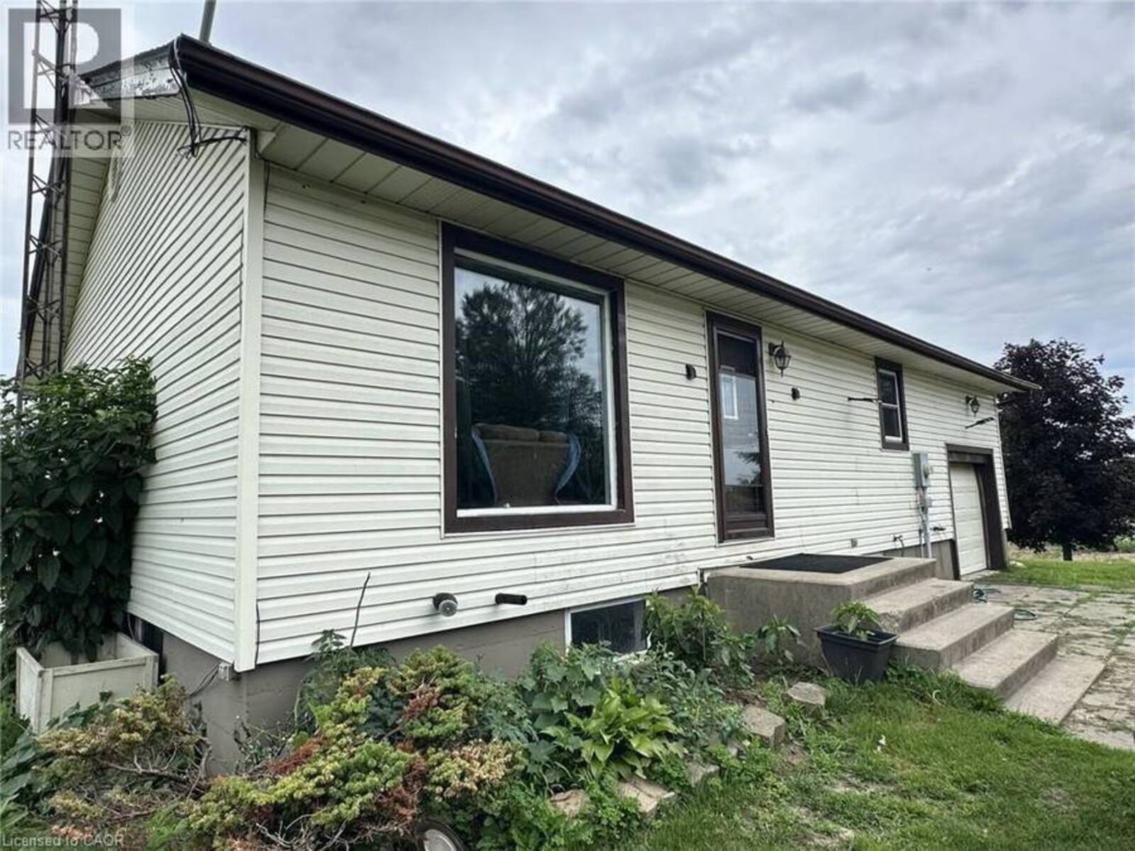915 WINDHAM EAST QUARTER LINE Road, Simcoe, Ontario N3Y 4K3
