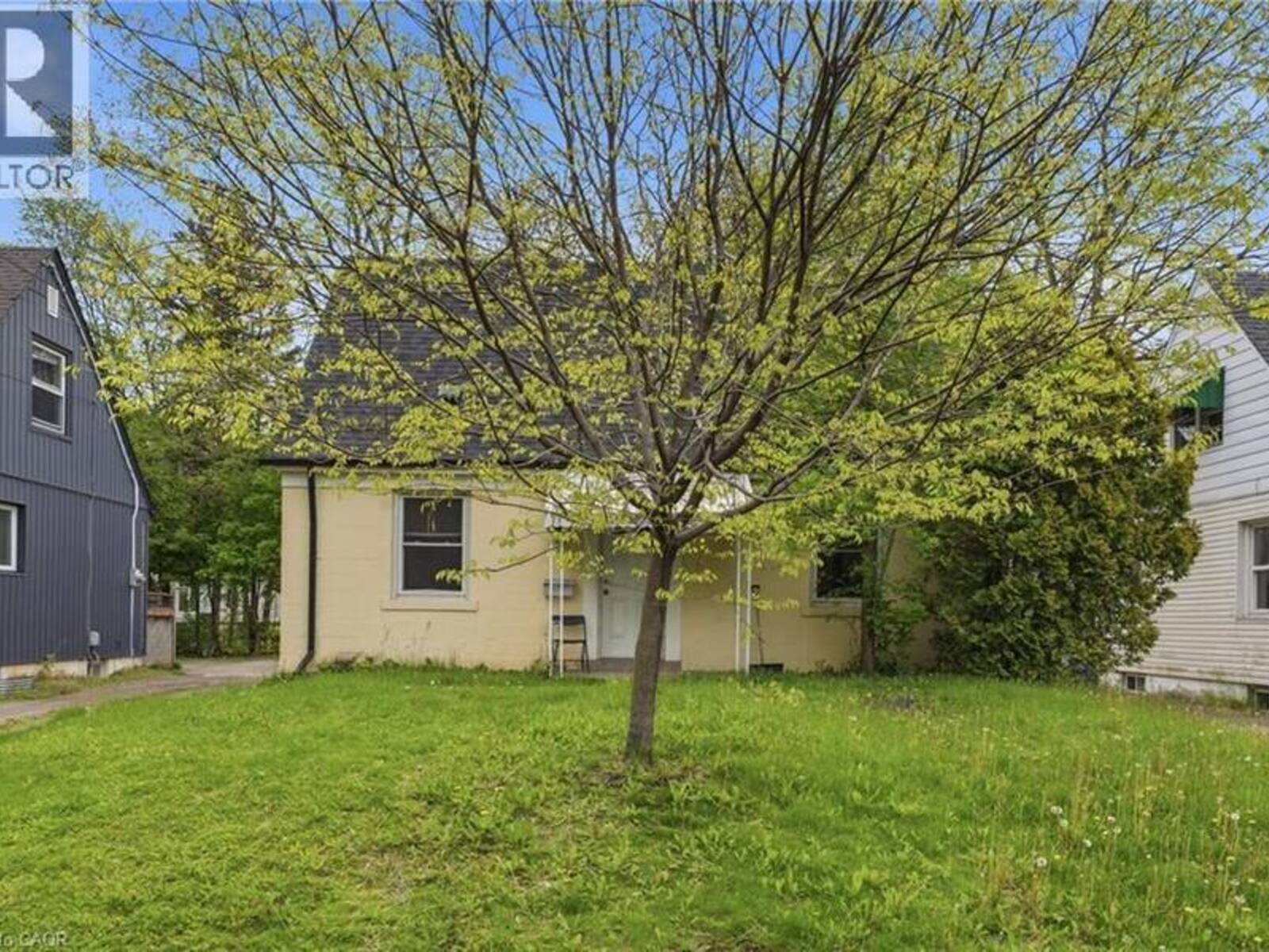 139 DALEWOOD Avenue, Hamilton, Ontario L8S 1Z3