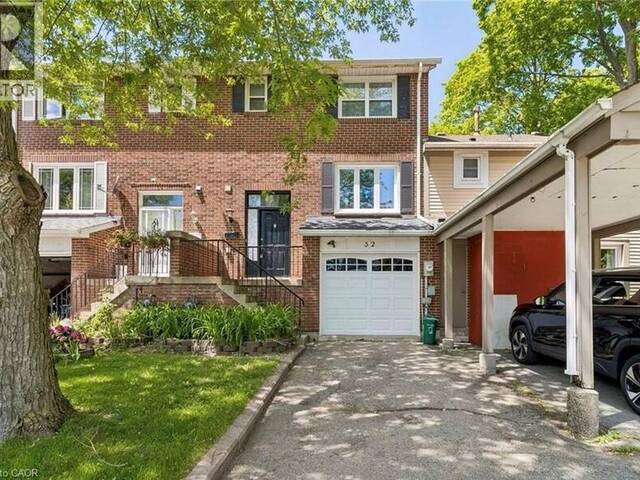 32 LANSING Square Brampton Ontario, L6Z 1E6 - 3 Bedrooms Home For Sale