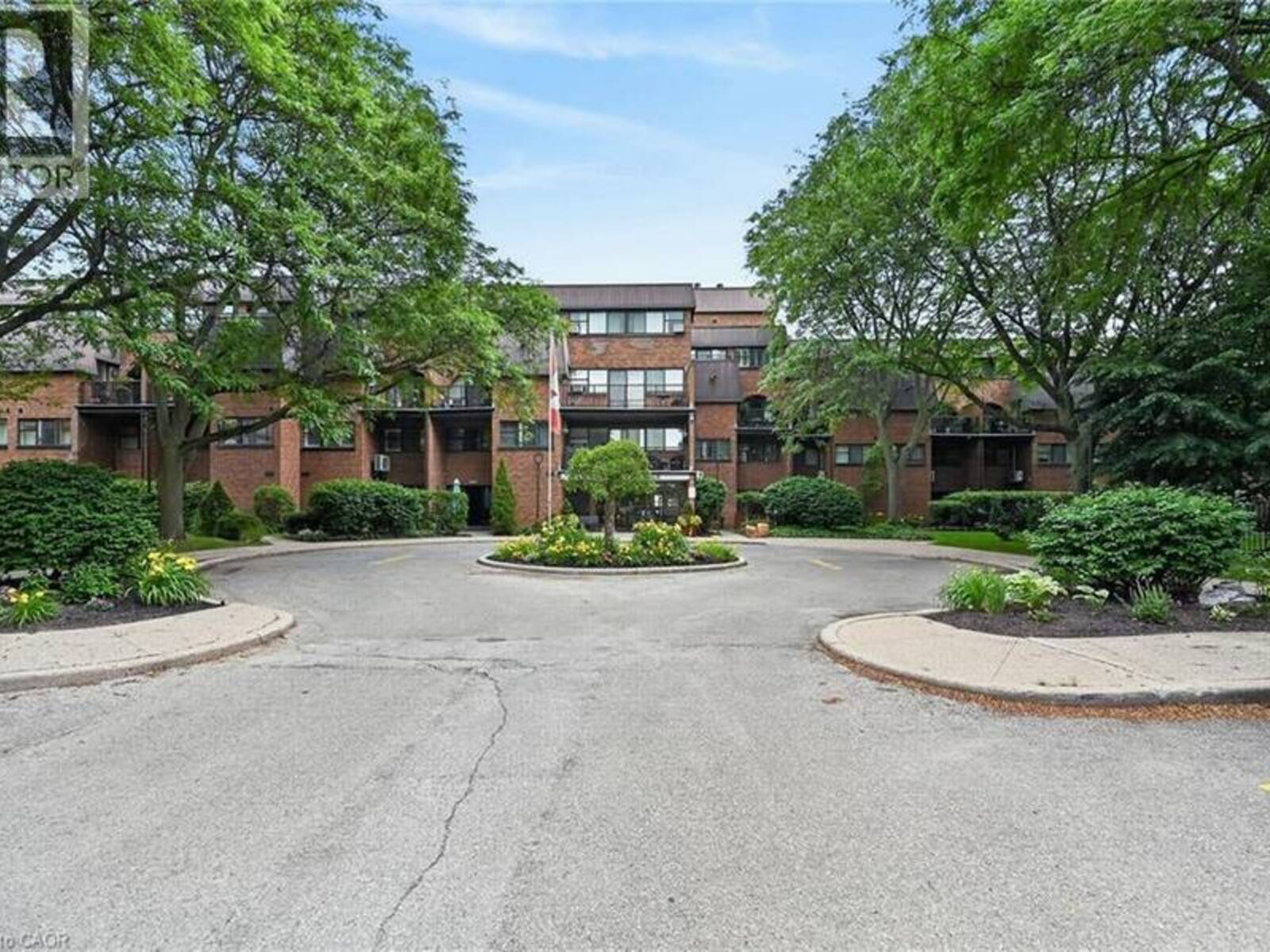 36 HAYHURST Road Unit# 109, Brantford, Ontario N3R 6Y9