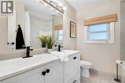 28 MACPHERSON Crescent | Hamilton Ontario | Slide Image Thirty