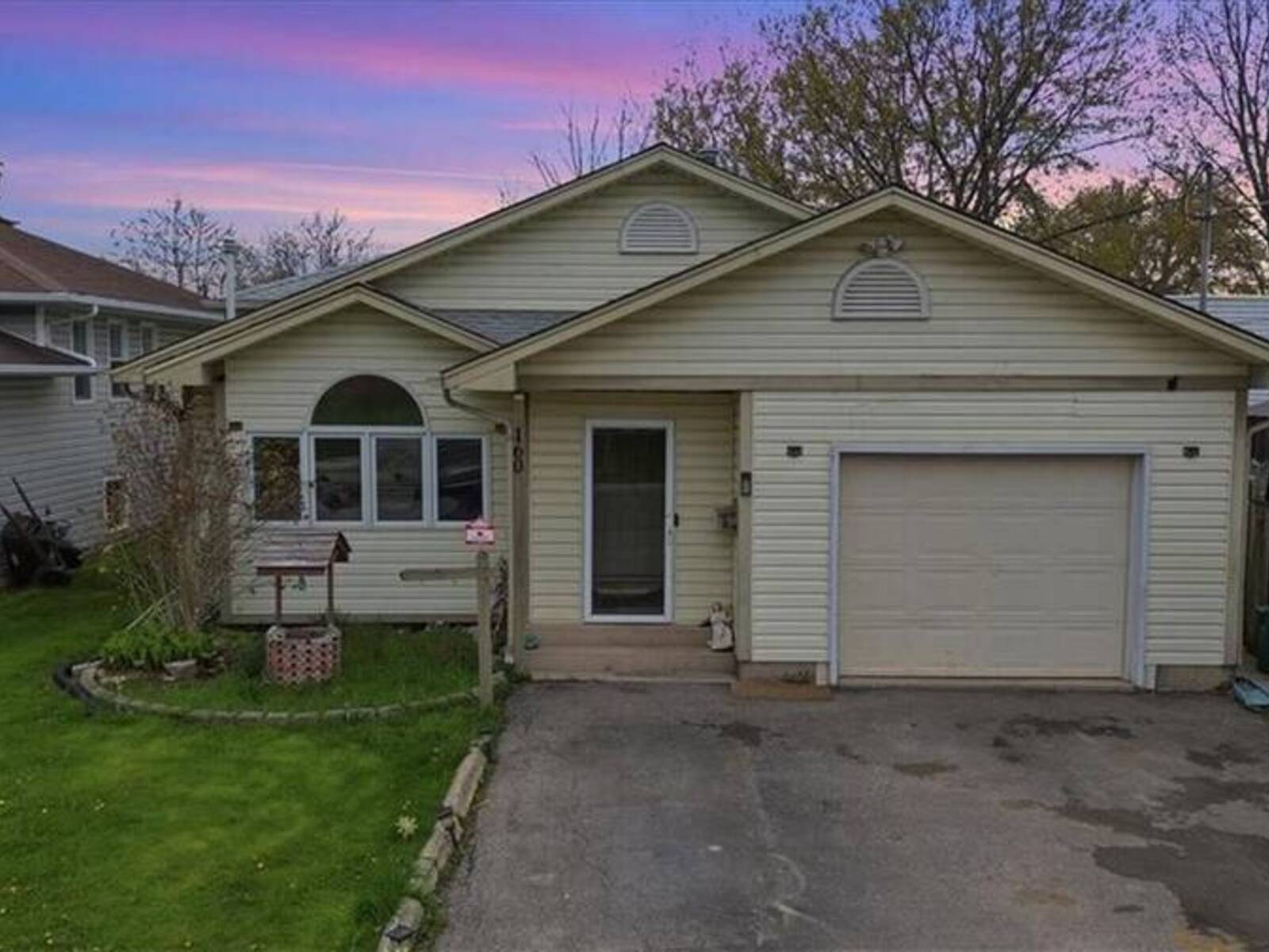 160 DAVIS Street, Port Colborne, Ontario L3K 1Z1