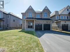 175 GOLD PARK Gate Angus Ontario, L3W 0B4