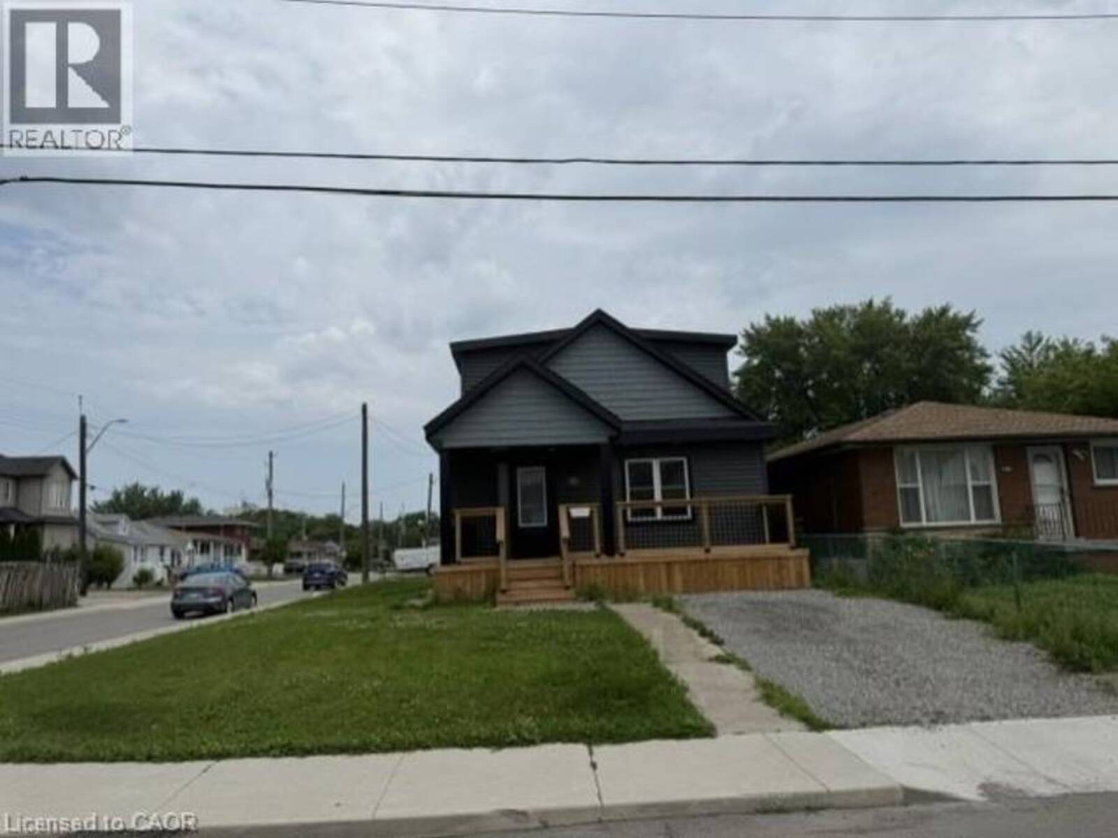1239 DUNSMURE Road, Hamilton, Ontario L8H 1L7