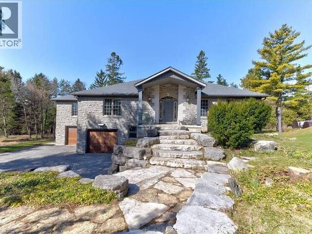20 GRANDY Lane Cambridge Ontario, N1R 8K2 - 5 Bedrooms Home For Sale