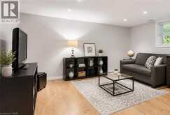 7459 BOYCE Drive | Puslinch Ontario | Slide Image Fifteen