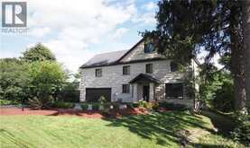 530 ST ANDREW Street E | Fergus Ontario | Slide Image Two