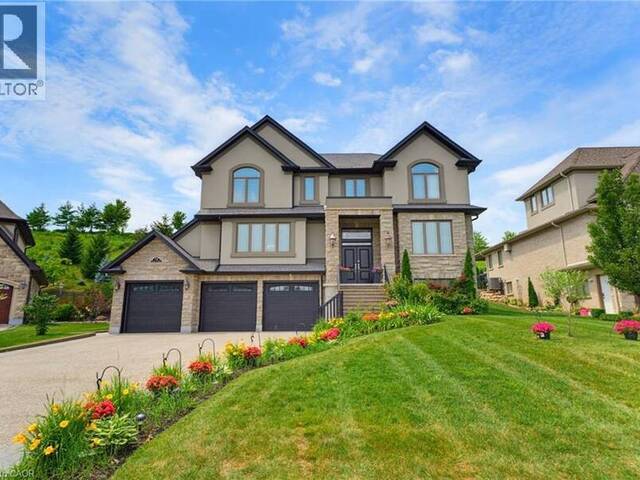 38 RIVER VALLEY Drive Kitchener Ontario, N2C 2V6 - 5 Bedrooms Home For Sale