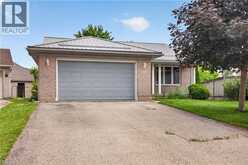 15 ERIN Court | Aylmer Ontario | Slide Image Three