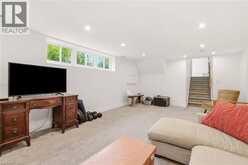 332 NEWBOLD Court | Burlington Ontario | Slide Image Thirty-four