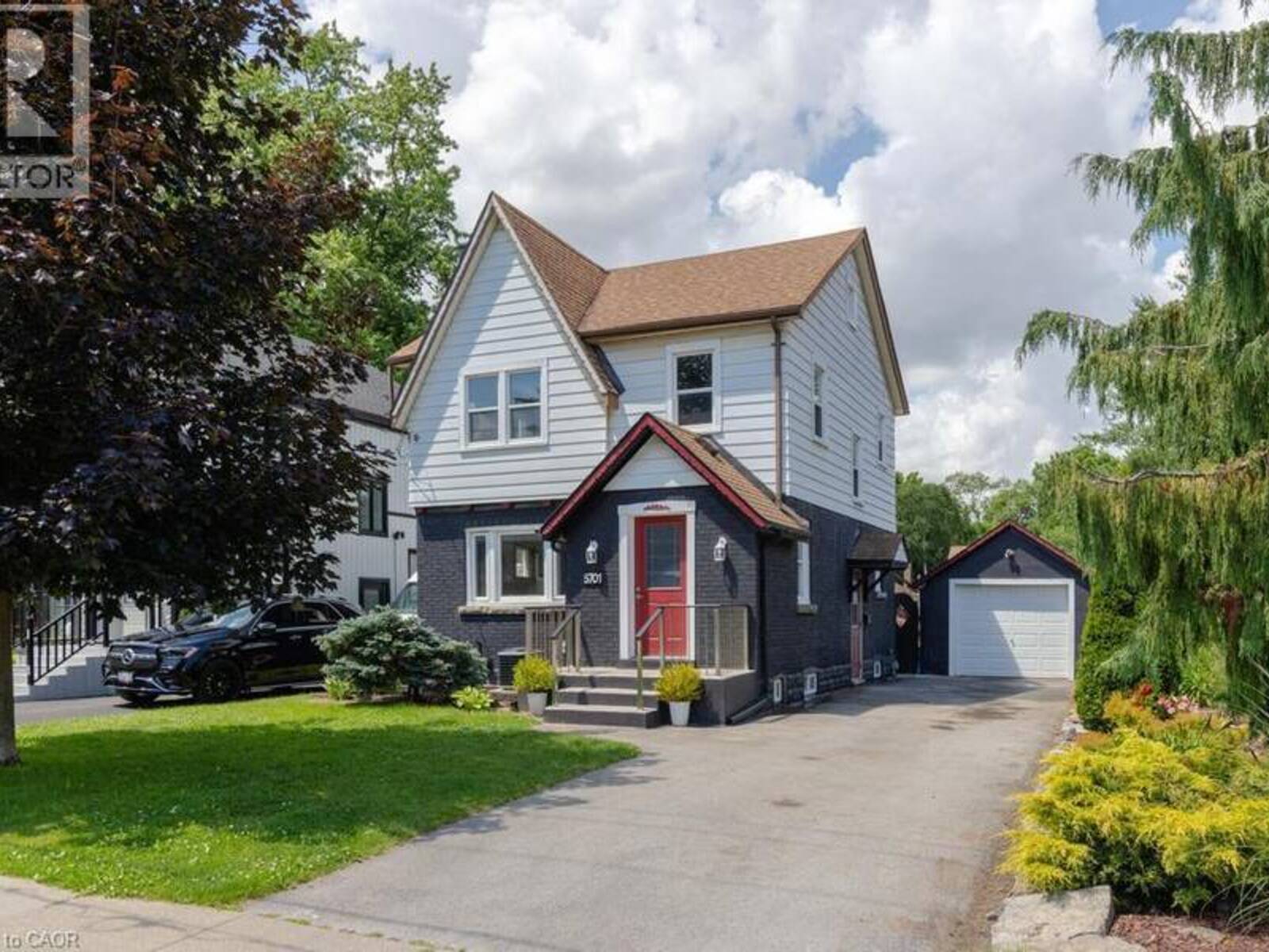 5701 DORCHESTER Road, Niagara Falls, Ontario L2G 5S5