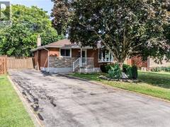 17 WOODSVIEW Avenue Grimsby Ontario, L3M 3S5