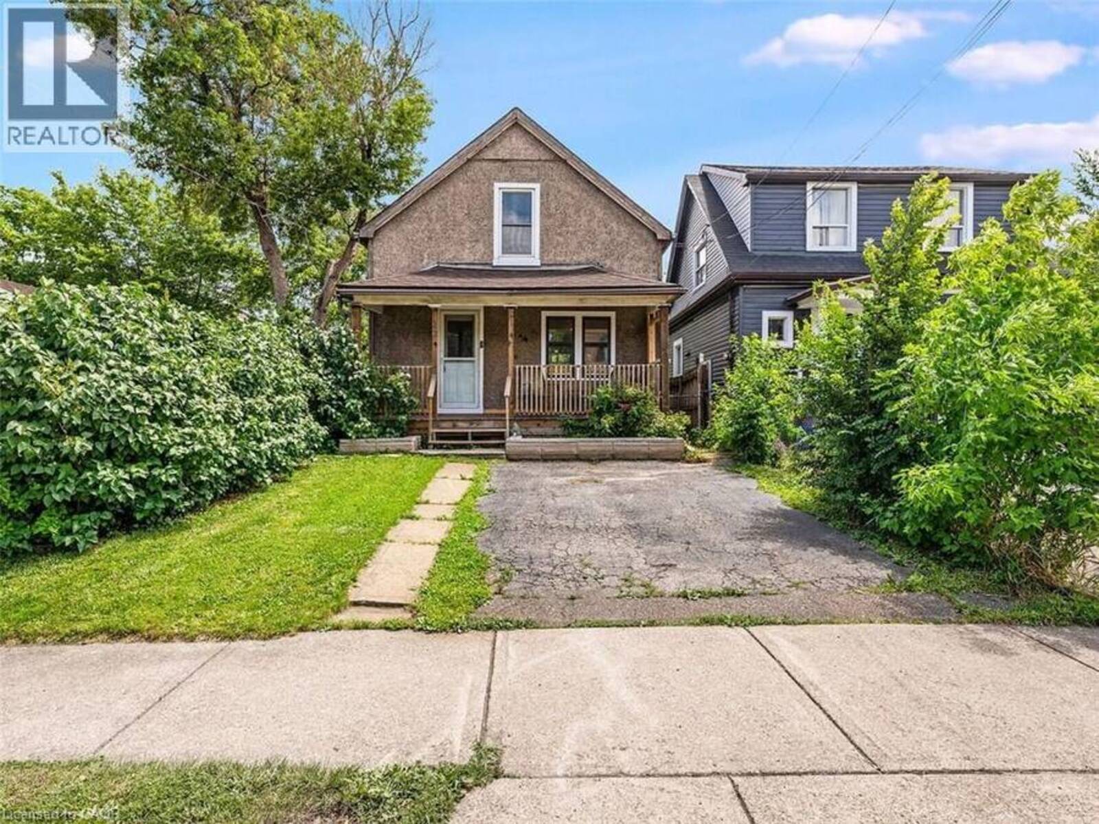 52 STAPLETON Avenue N, Hamilton, Ontario L8H 3N5