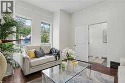 52 CATHCART Street | Hamilton Ontario | Slide Image Seven